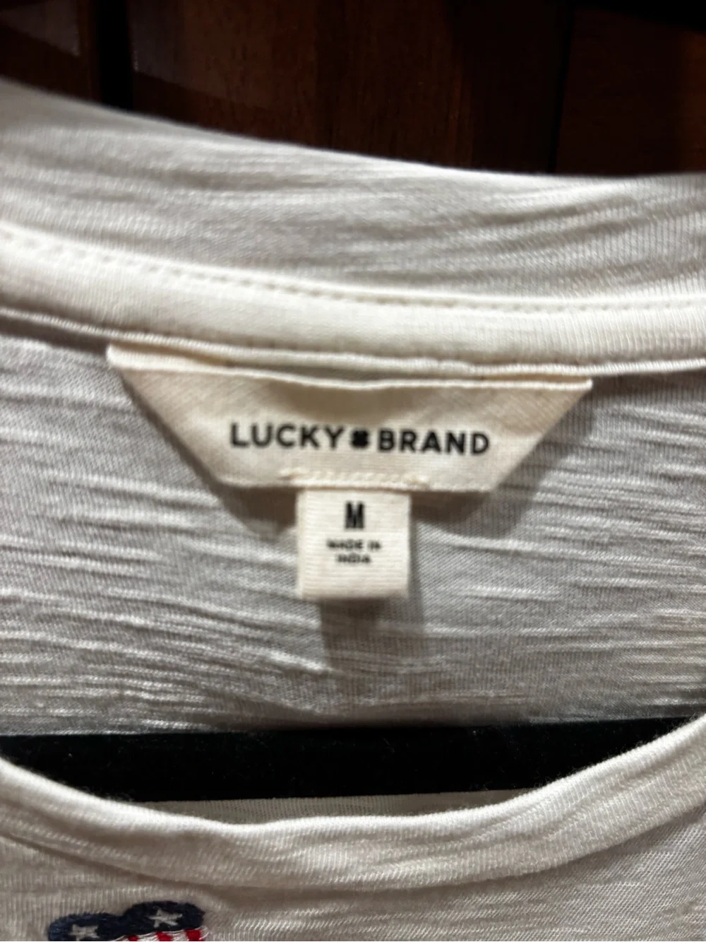 Lucky Brand Sz Medium White Embroidered American Flag
Heart Slub Tee 4th Of July - Picture 3 of 5